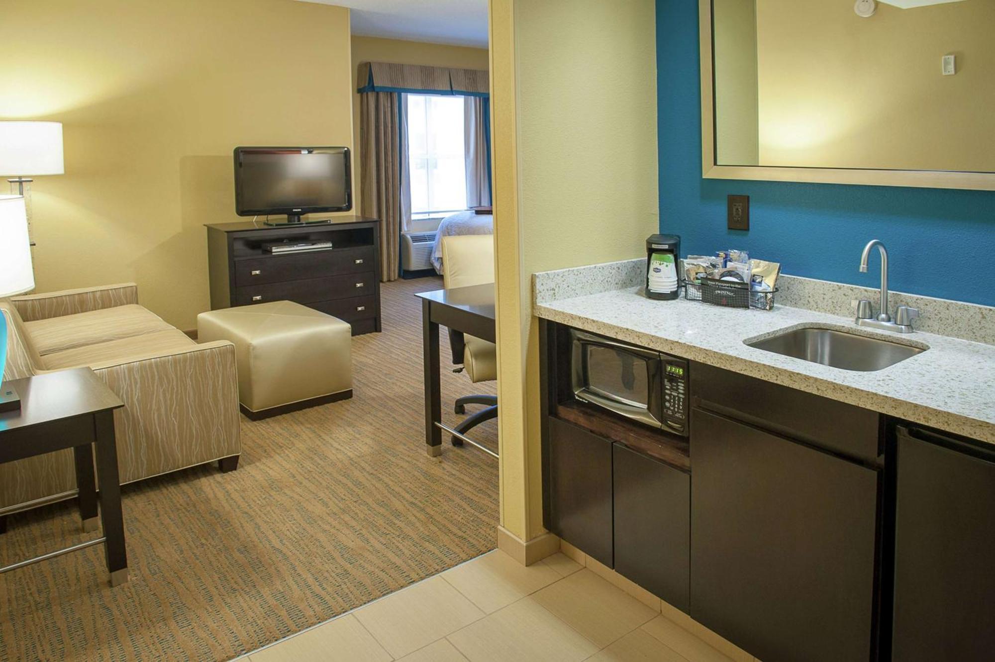 Hampton Inn & Suites St. Petersburg/Downtown Екстериор снимка