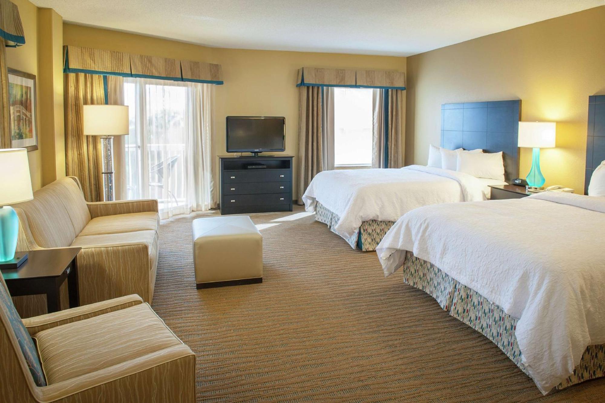 Hampton Inn & Suites St. Petersburg/Downtown Екстериор снимка