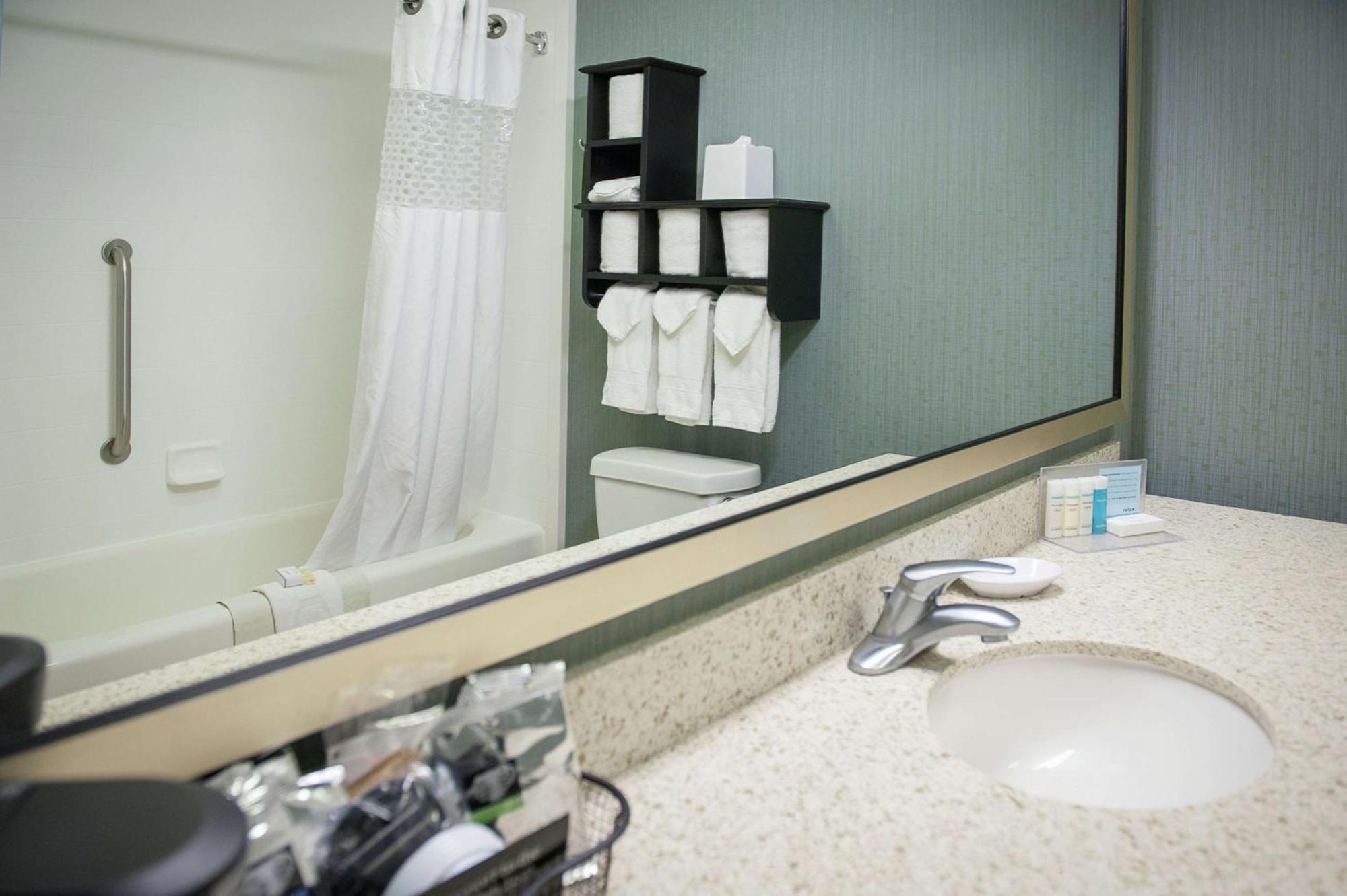 Hampton Inn & Suites St. Petersburg/Downtown Екстериор снимка