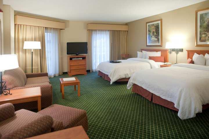 Hampton Inn & Suites St. Petersburg/Downtown Стая снимка
