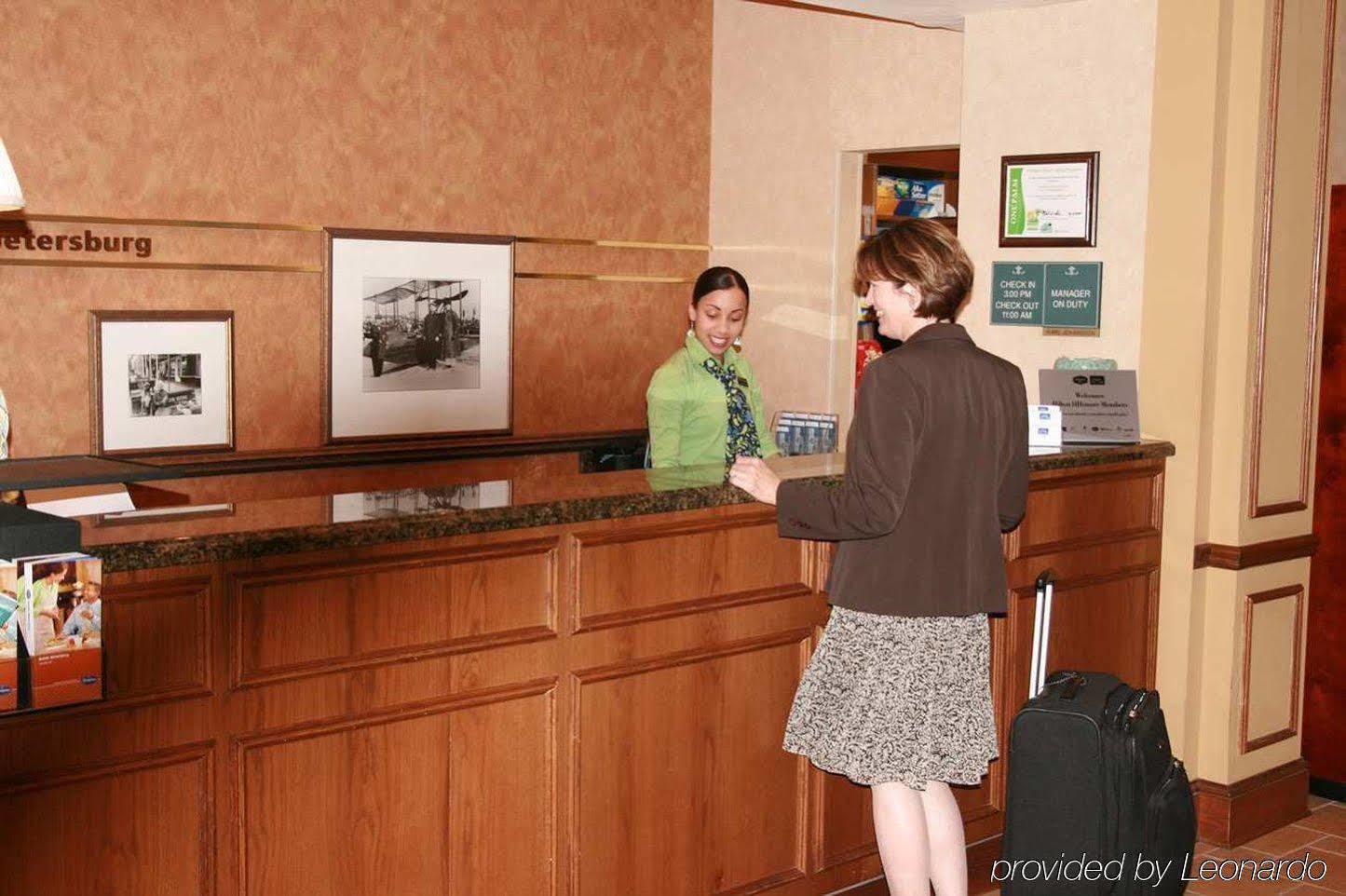 Hampton Inn & Suites St. Petersburg/Downtown Интериор снимка