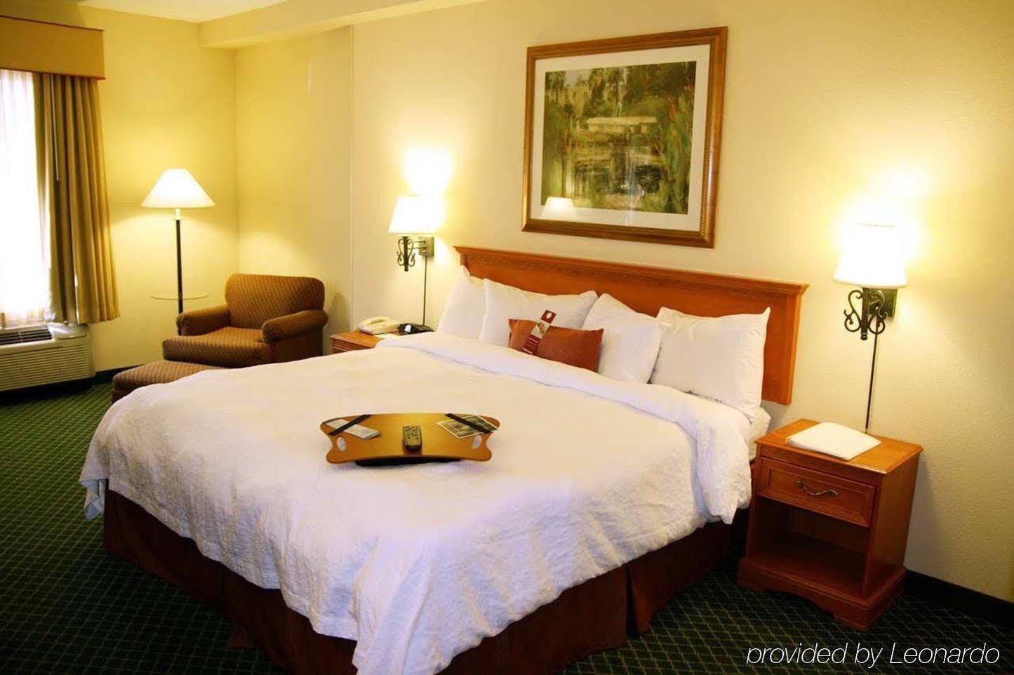 Hampton Inn & Suites St. Petersburg/Downtown Стая снимка
